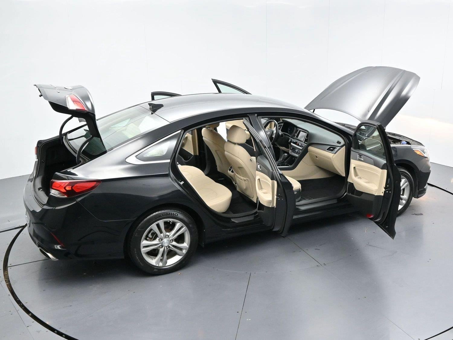 Used 2019 Phantom Black Hyundai SEL image 39