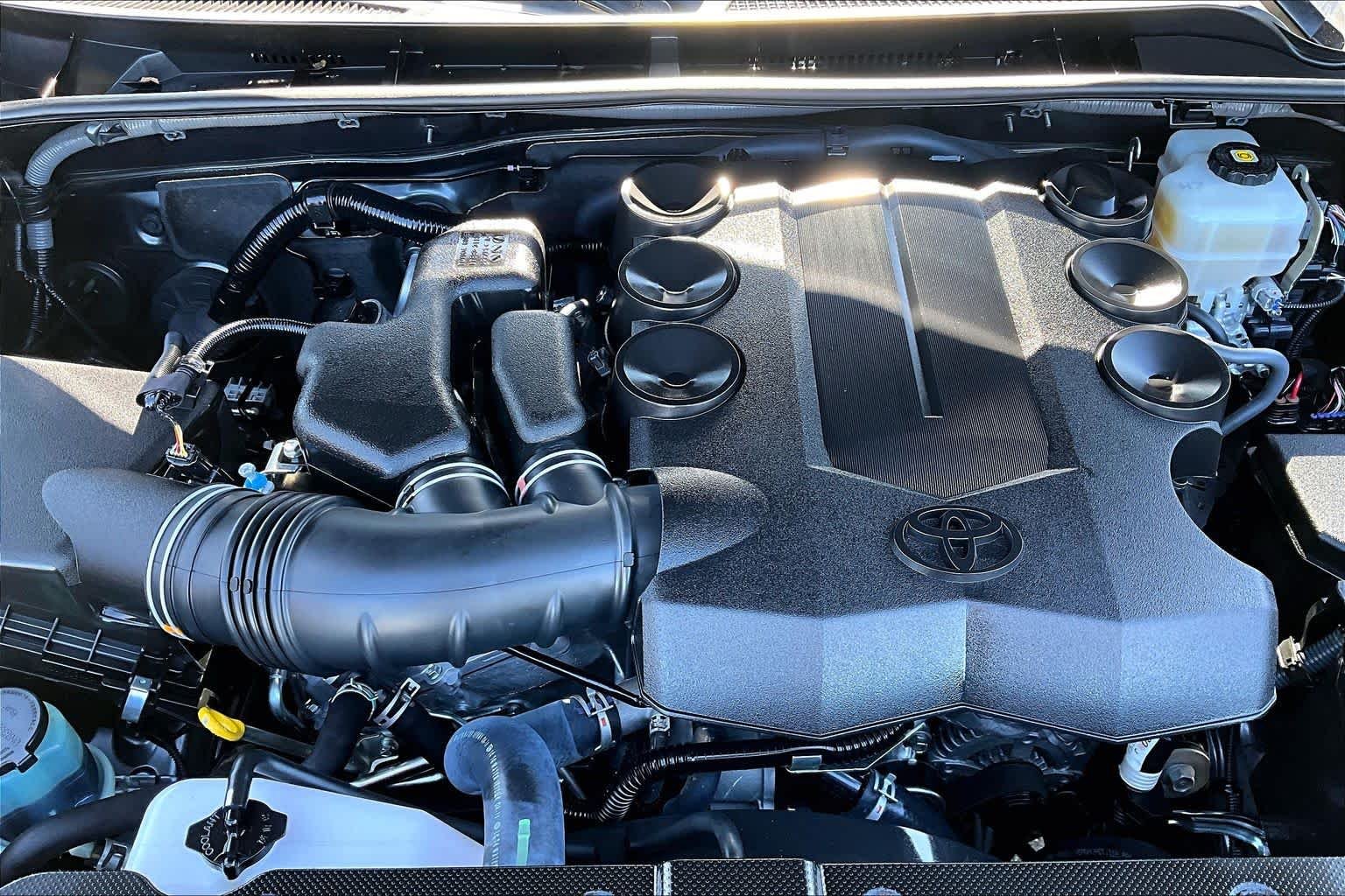 Used 2018 Magnetic Gray Metallic Toyota Limited image 31