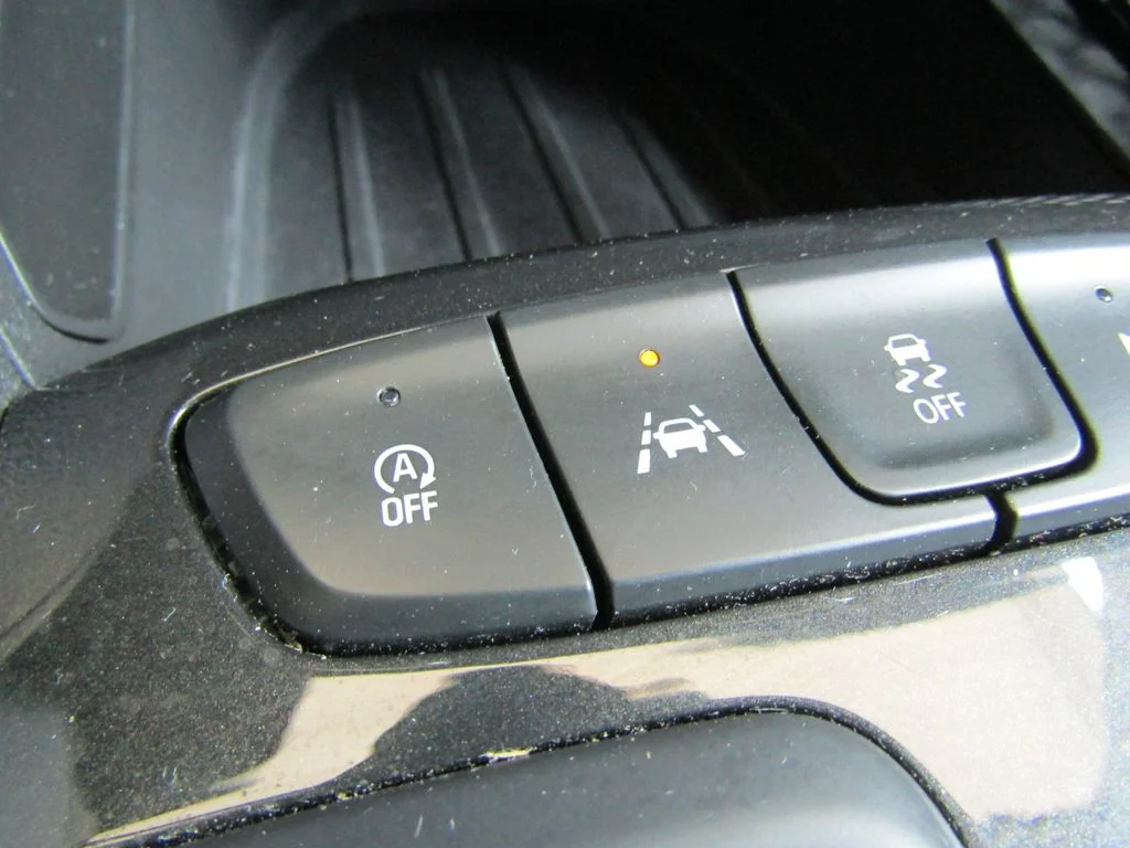 Used 2025 Black Chevrolet LT image 8