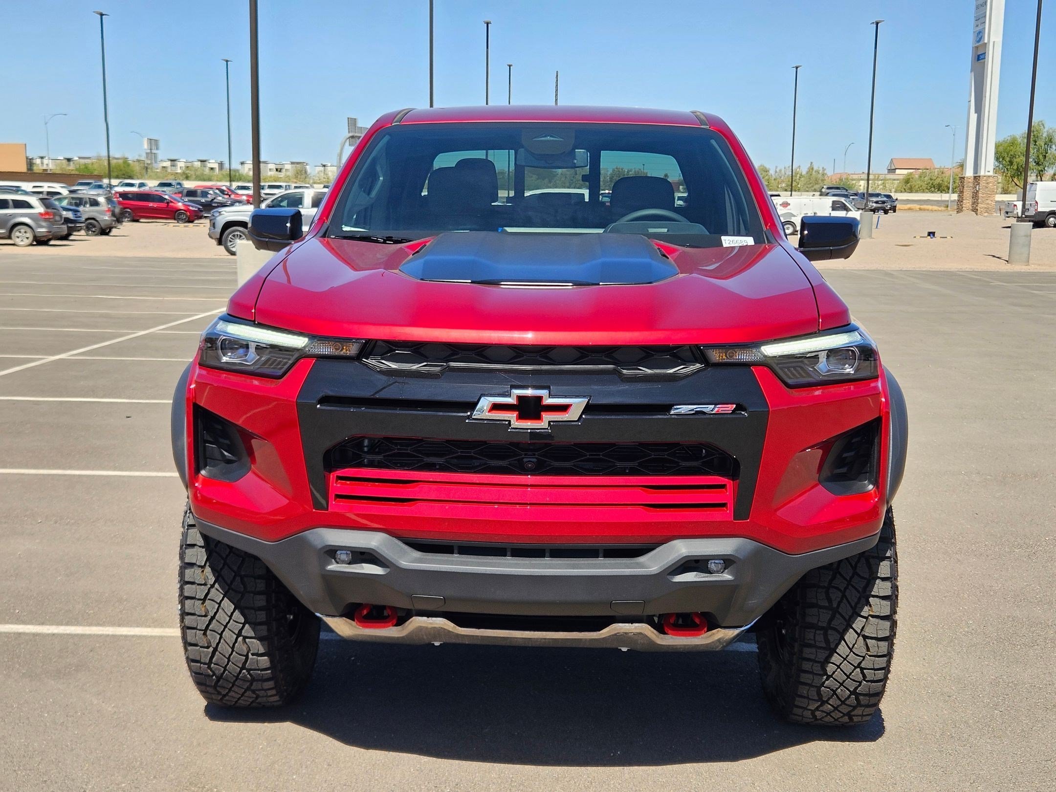 2026 Chevrolet Colorado ZR2 - Photo 9