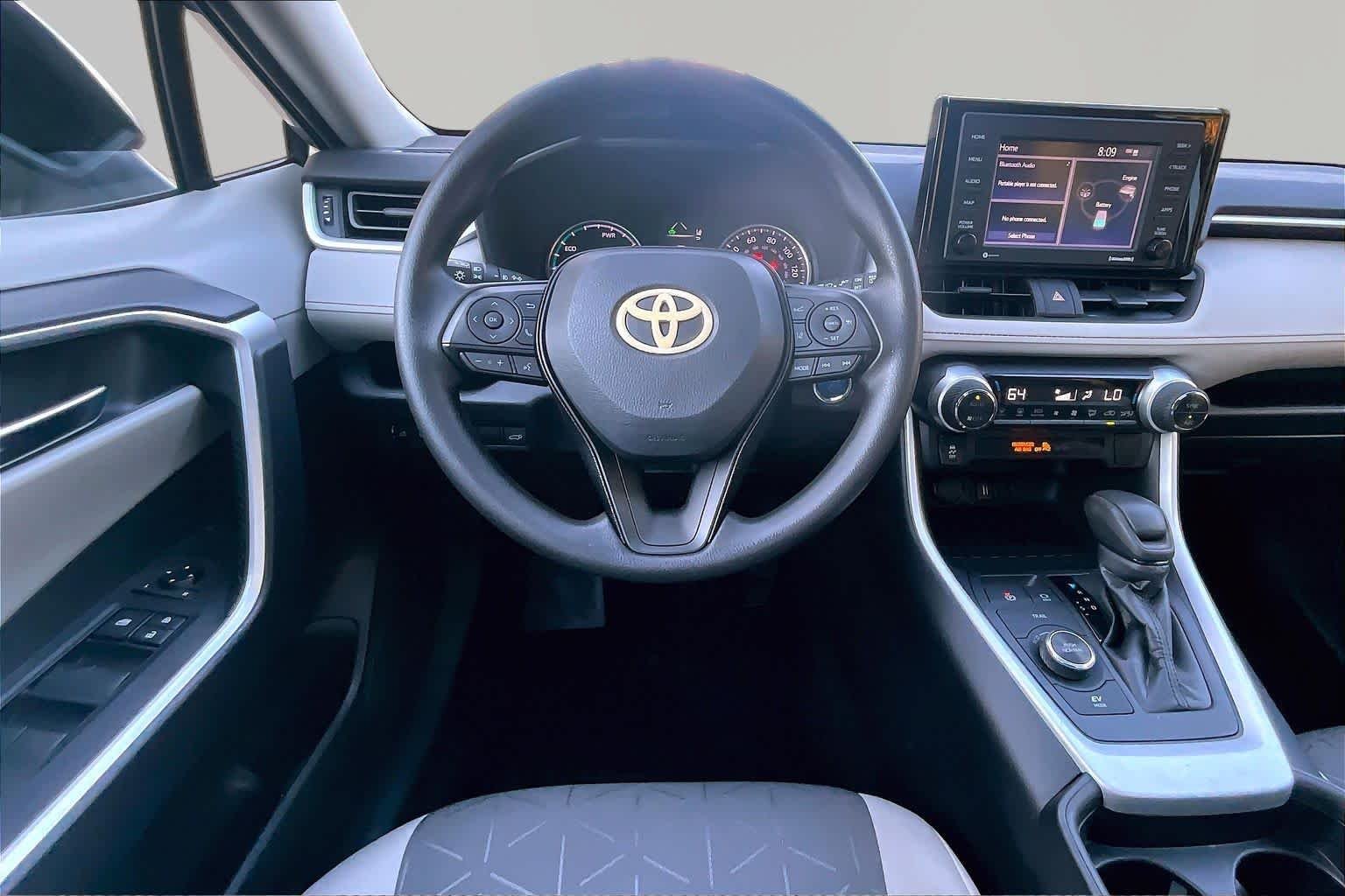 Used 2021 Silver Sky Metallic Toyota Hybrid XLE image 6