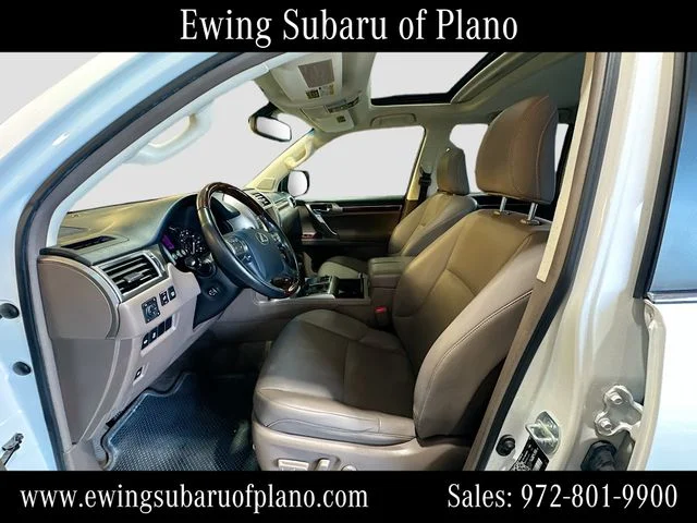 Used 2019 White Lexus 460 image 22
