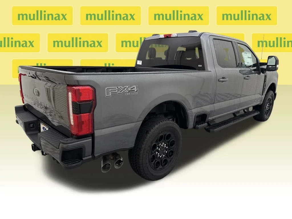 2026 Ford F-250 Super Duty XLT - Photo 3