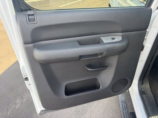 Used 2007 White Chevrolet LT image 19