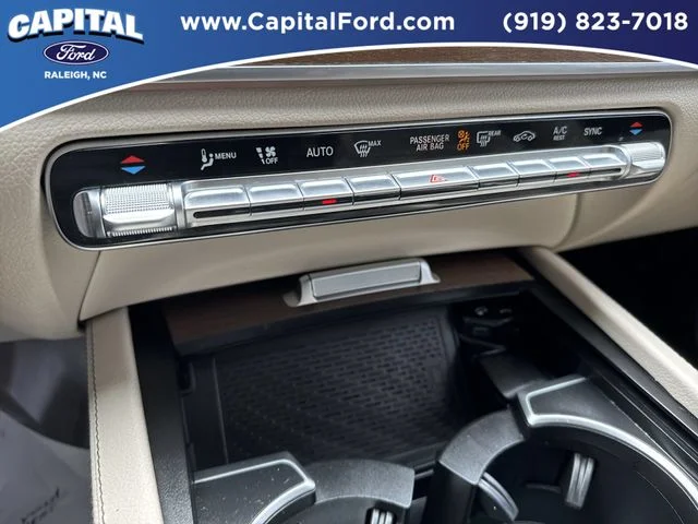 Used 2021  Mercedes-Benz GLS 450 image 30