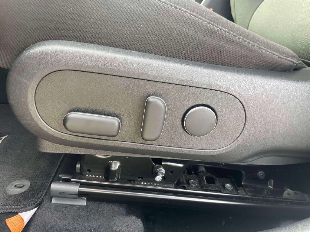 Certified Used 2024 Gray Hyundai SEL image 18