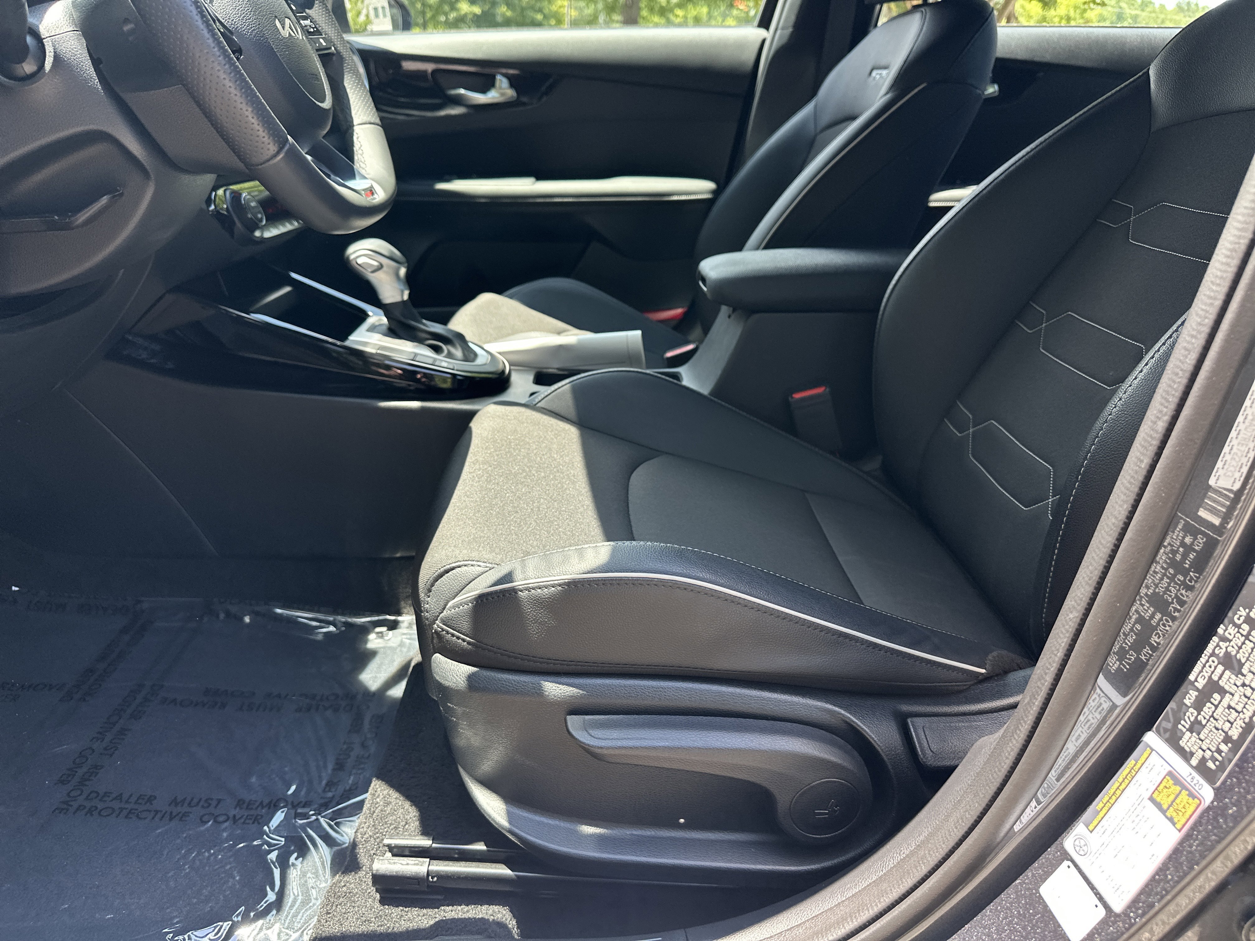 Certified Used 2024 Gravity Gray Kia GT-Line image 10