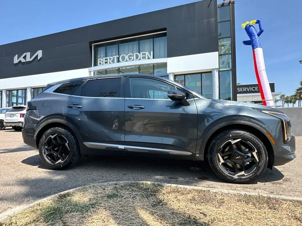New 2026 Gray Kia EX image 4