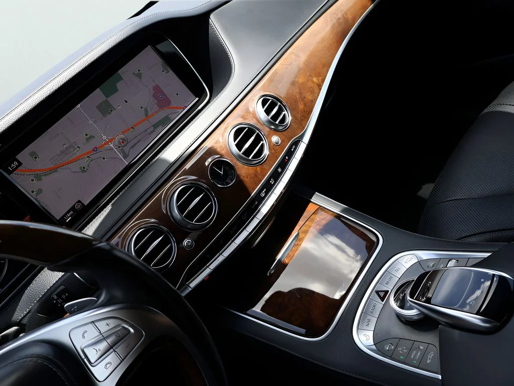 Used 2015 designo Diamond White Mercedes-Benz S 550 image 21