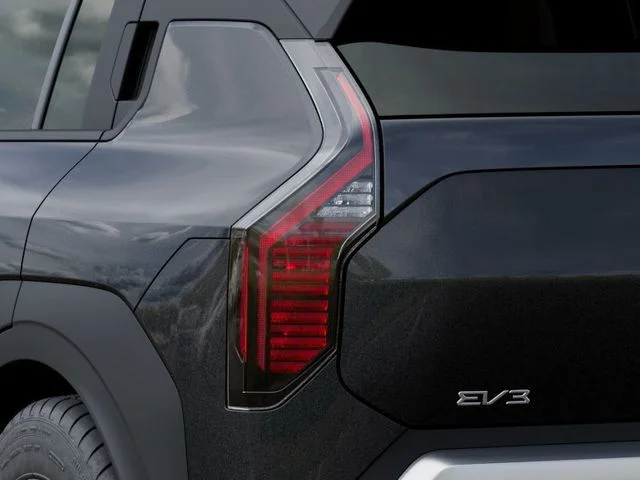 New 2027 Interstellar Gray Kia Wind image 11