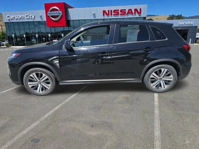 Used 2024 Silver Mitsubishi  image 1