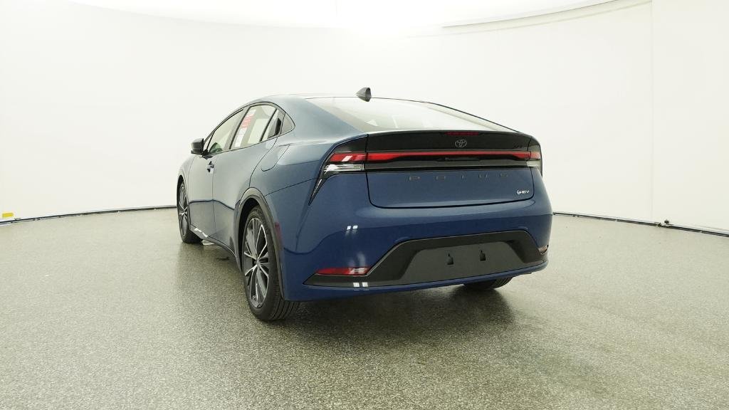 New 2026 Reservoir Blue Toyota XLE image 9