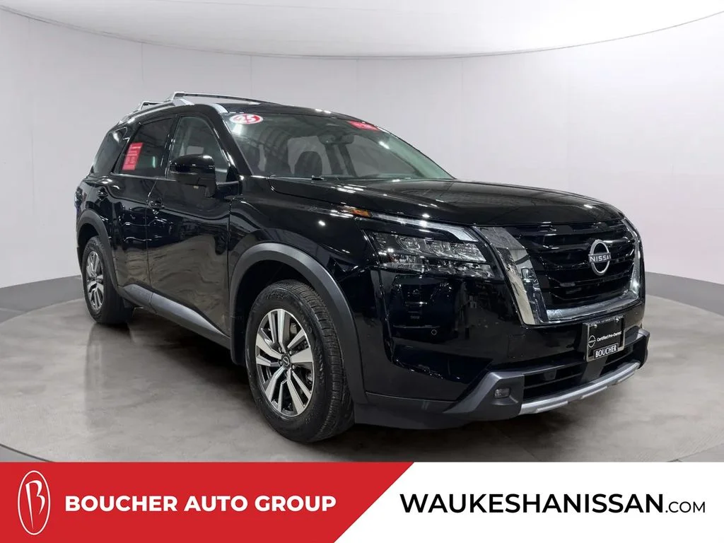 2025 Nissan Pathfinder SL 4WD's photo