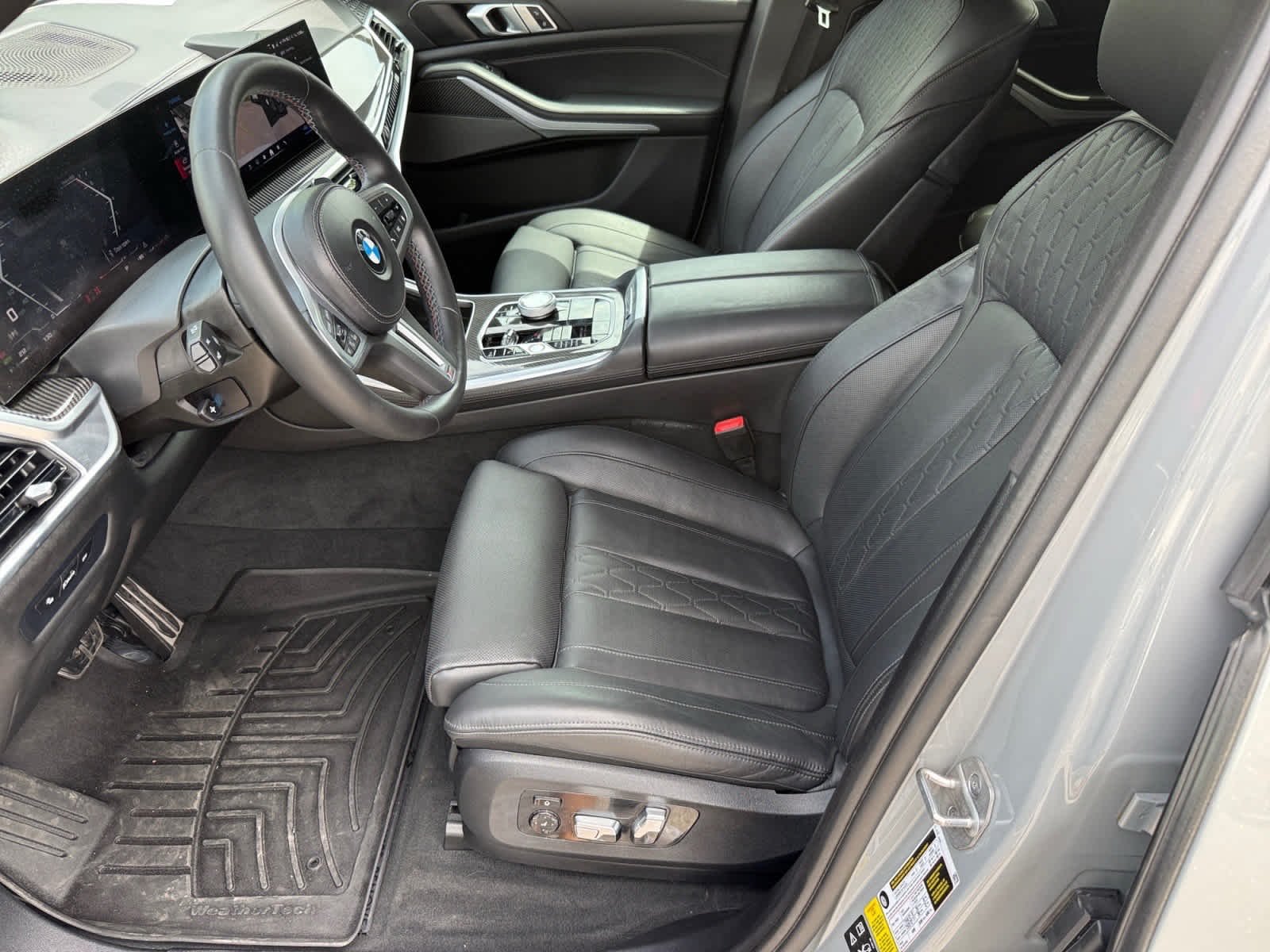 Used 2024 Nardo Grey BMW M60i image 10