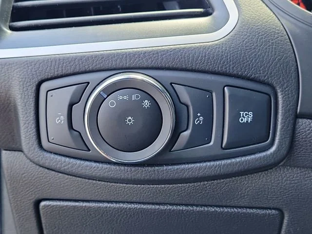 2023 Ford Edge SE - Photo 22