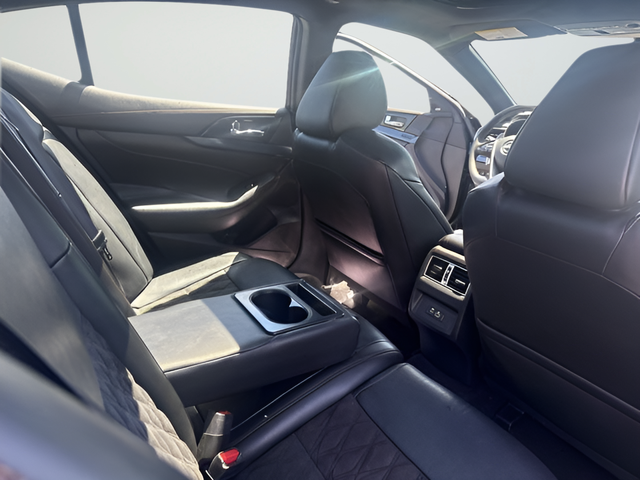 Used 2023 Black Nissan SR image 23