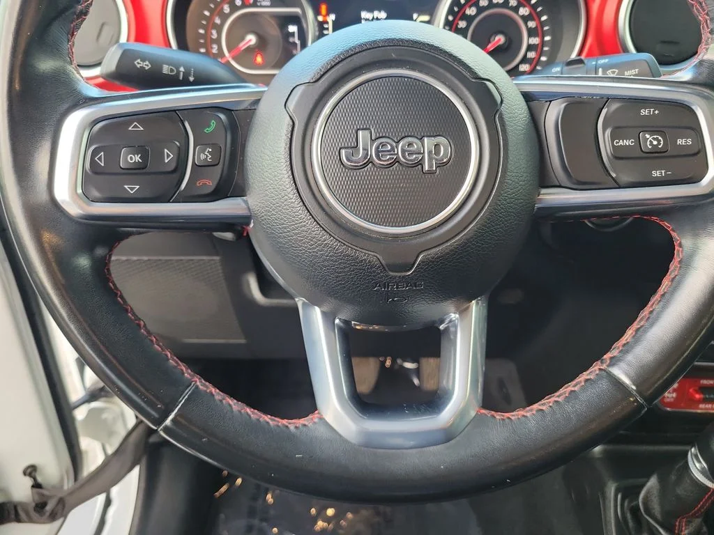 Certified Used 2020 White Jeep Unlimited Rubicon image 28