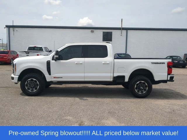 Used 2023 White Ford Lariat image 10