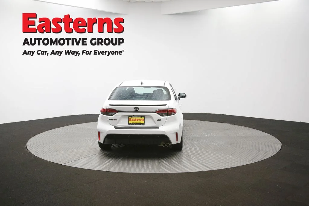 Used 2024 White Toyota SE Nightshade image 36