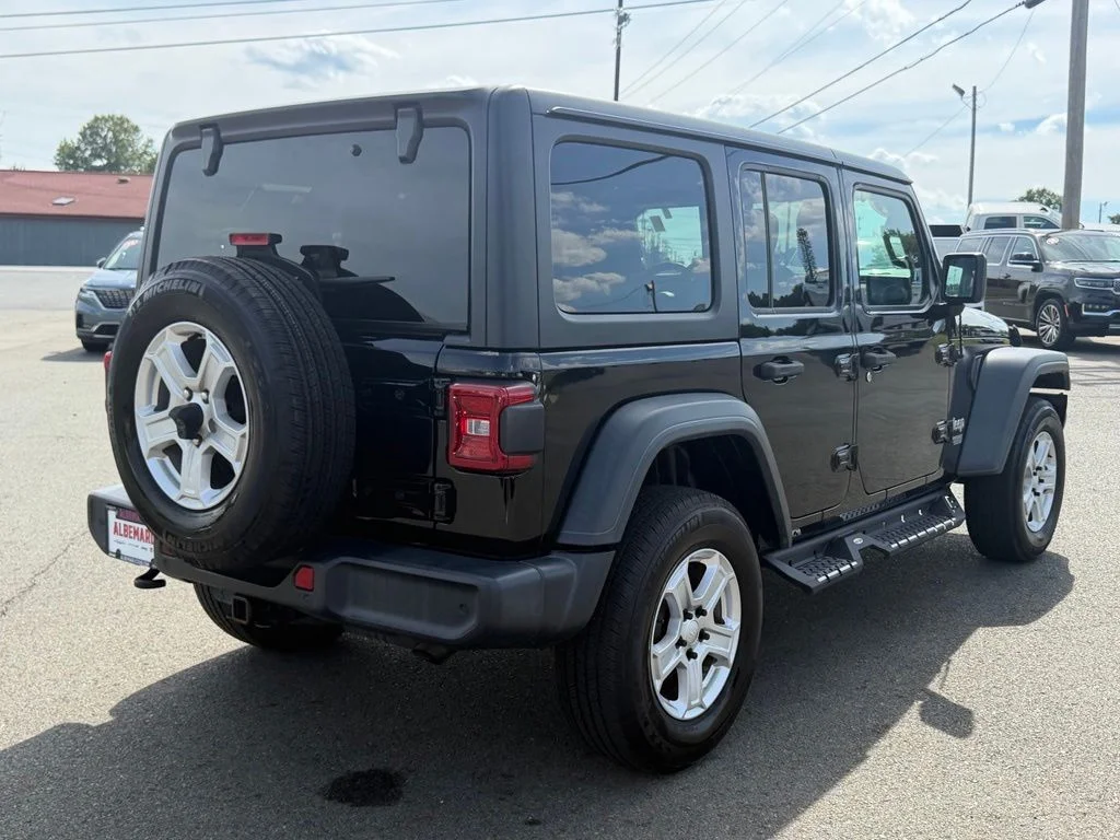 Used 2021 Black Jeep Unlimited Sport S image 3