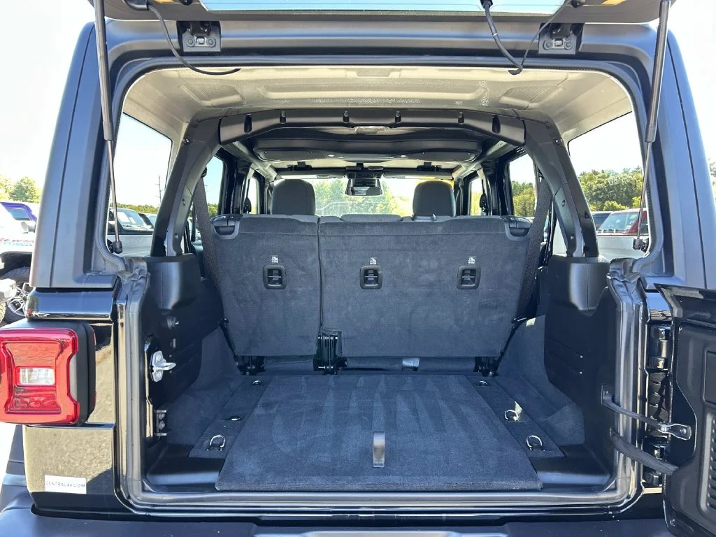 Certified Used 2026 Black Jeep Rubicon image 11
