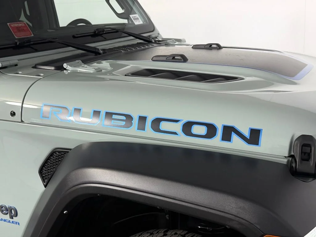 Used 2024  Jeep Rubicon 4xe image 12