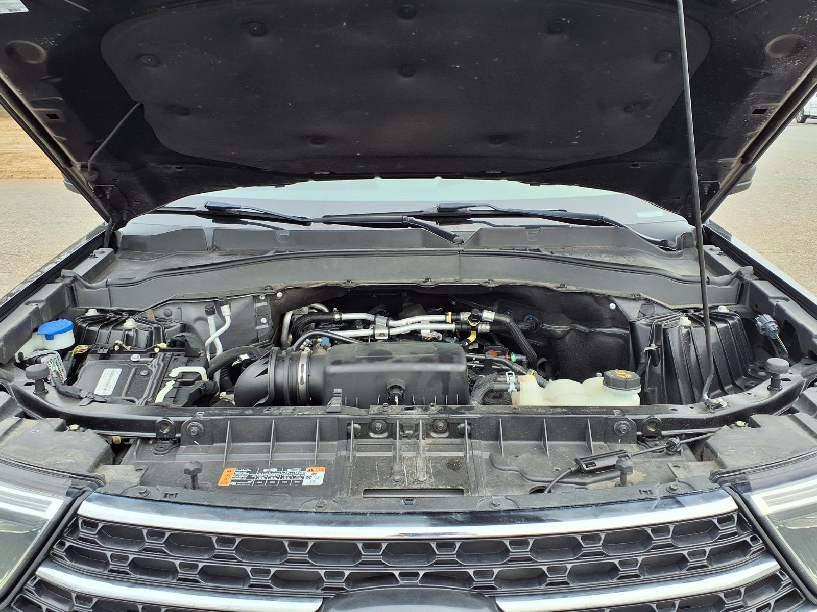 Used 2021 Agate Black Metallic Ford XLT image 31