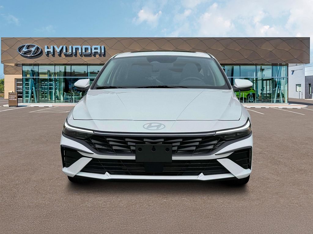 2025 Hyundai Elantra SEL - Photo 12