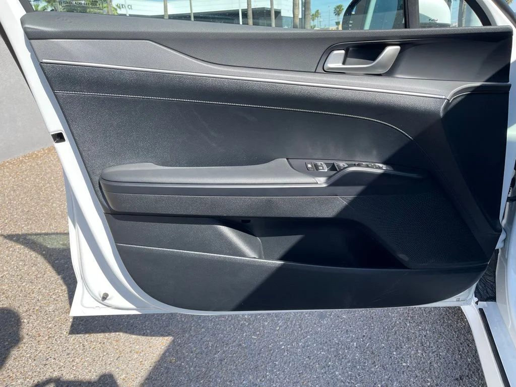 New 2026 White Kia LXS image 16