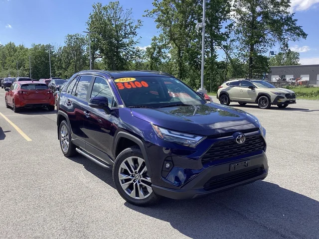 2023 Toyota RAV4 XLE Premium