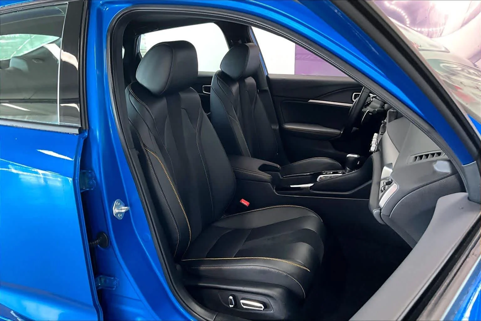Used 2026 Double Apex Blue Pearl Acura FWD A-Spec with Technology image 12