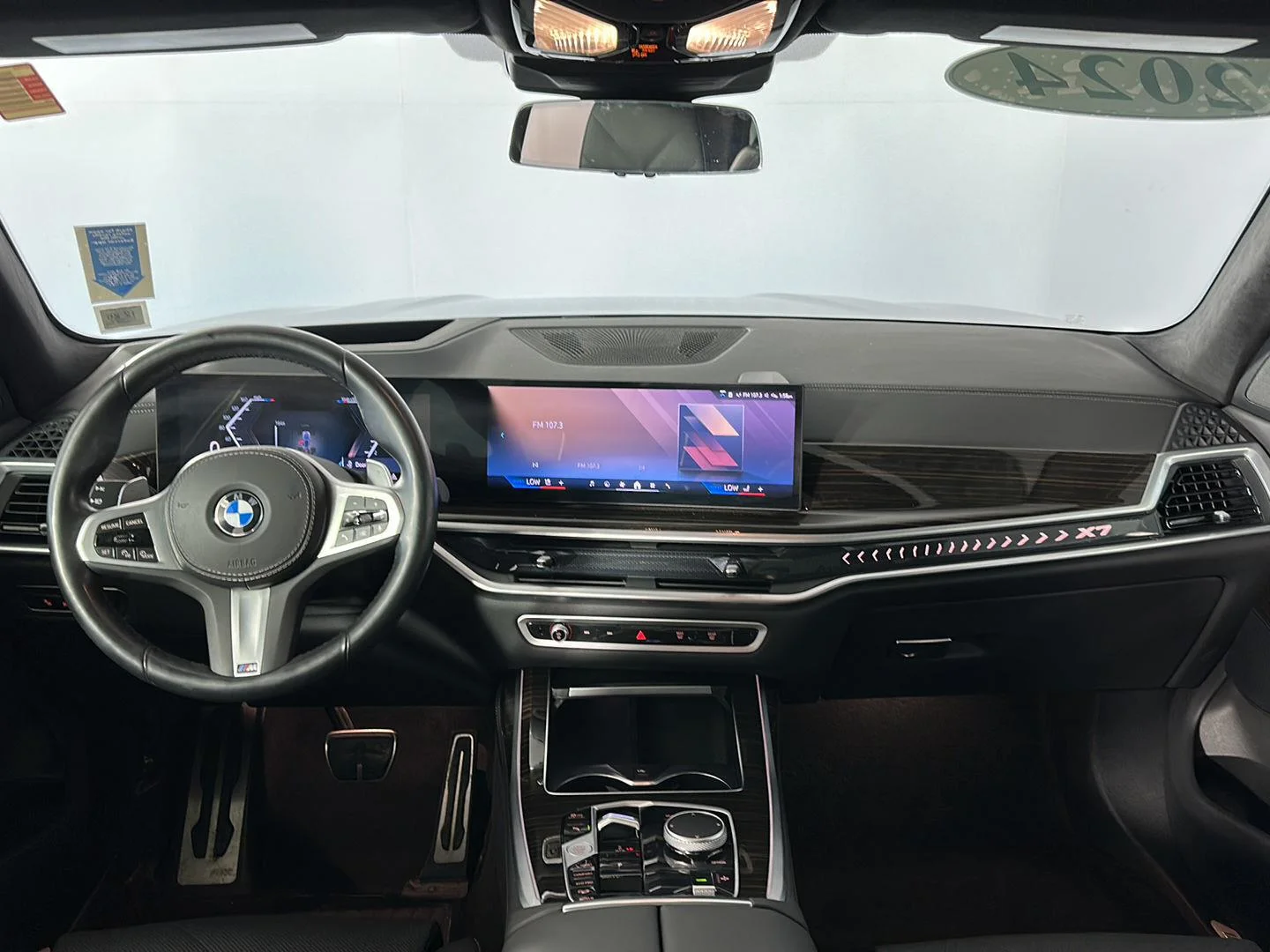 Used 2024 Skyscraper Grey Metallic BMW xDrive40i image 23