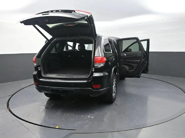 Used 2019 Black Jeep Limited image 37