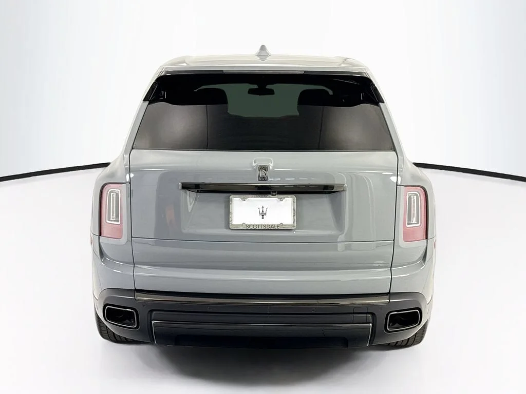 Used 2022 Burnout Gray Rolls-Royce Black Badge image 6