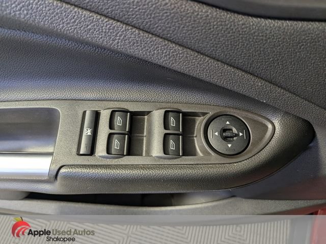 Used 2016 Red Ford SE image 9
