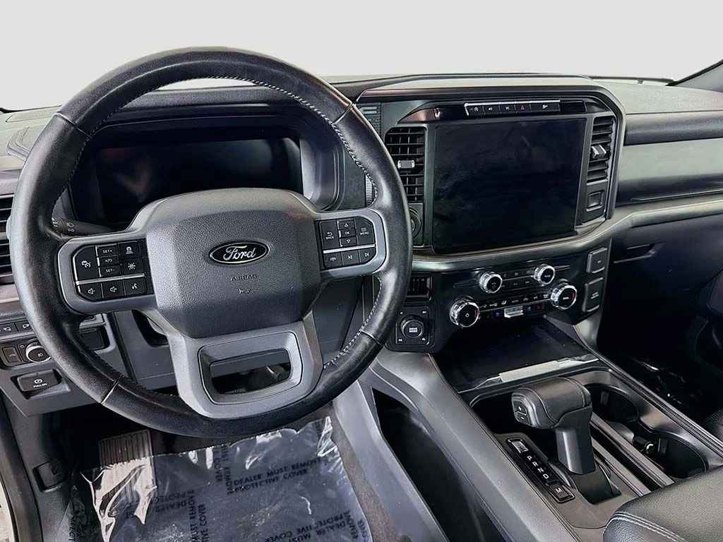 Used 2024 Star White Ford Lariat image 30