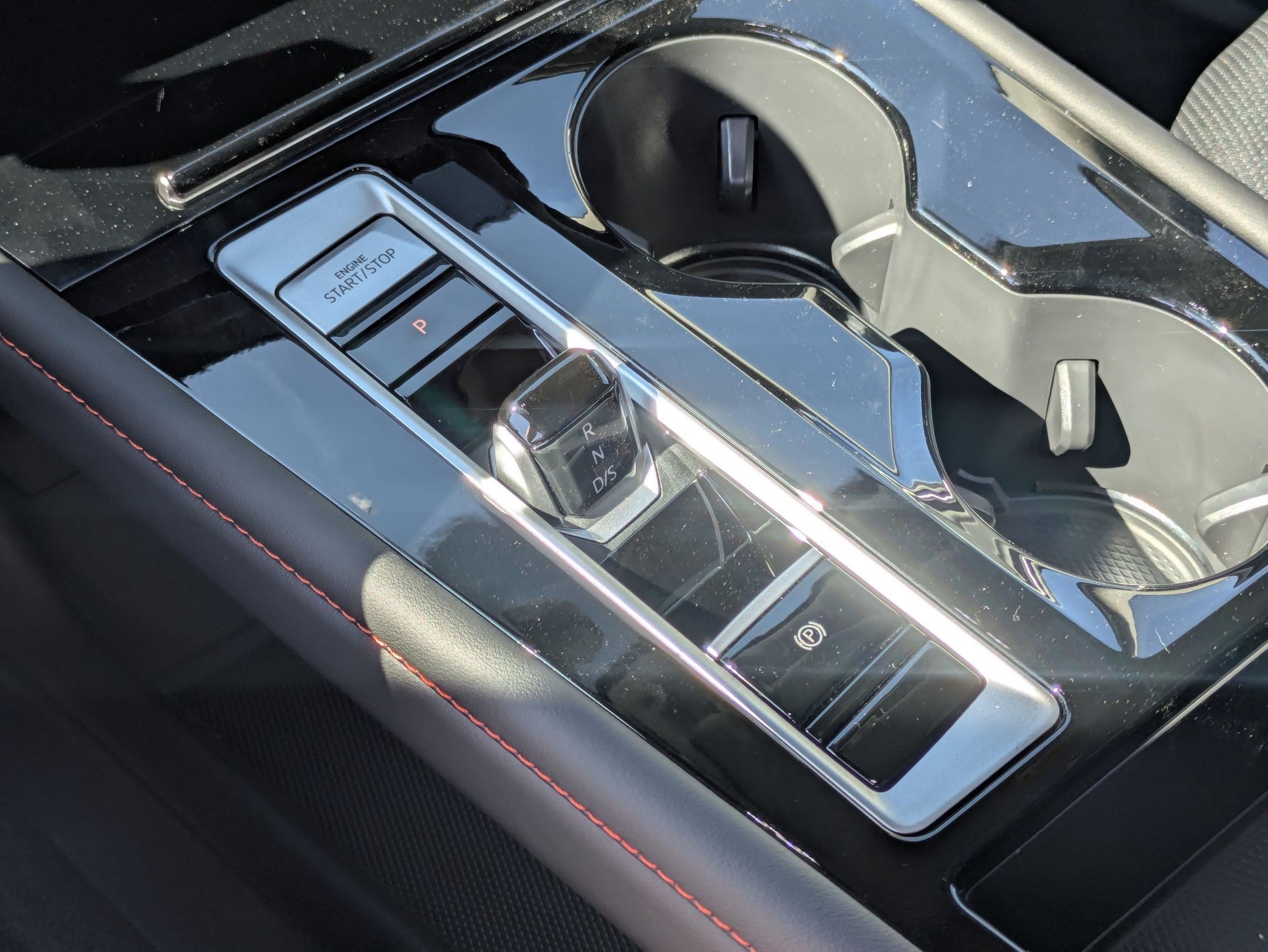New 2026 Pure Gray Volkswagen 2.0T Peak Edition image 12