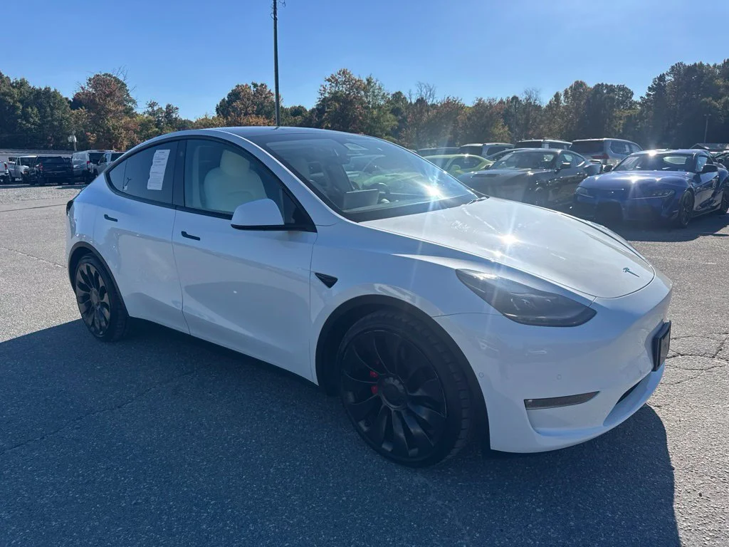 Used 2022 White Tesla Performance image 8