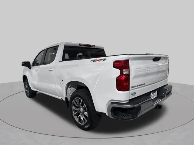 Used 2024 White Chevrolet LT image 5
