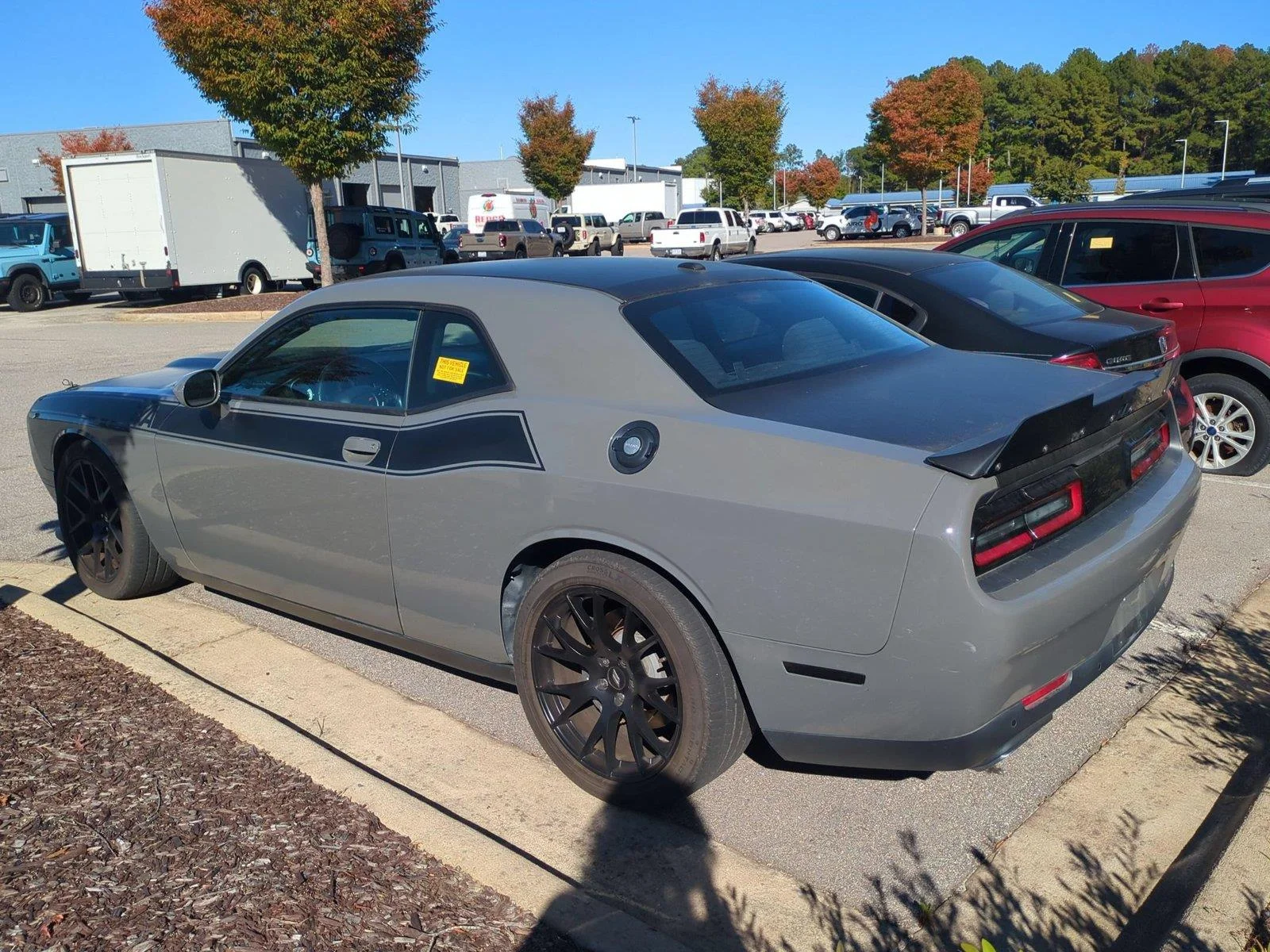 Used 2018  DODGE RT image 5