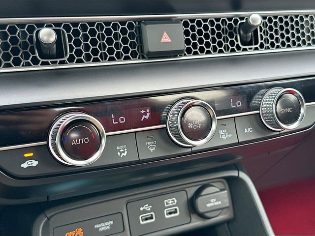Used 2025 Red Honda  image 16