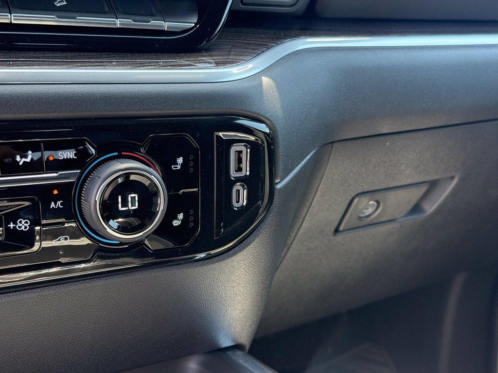 2026 Chevrolet Silverado 2500 HD LT view 24