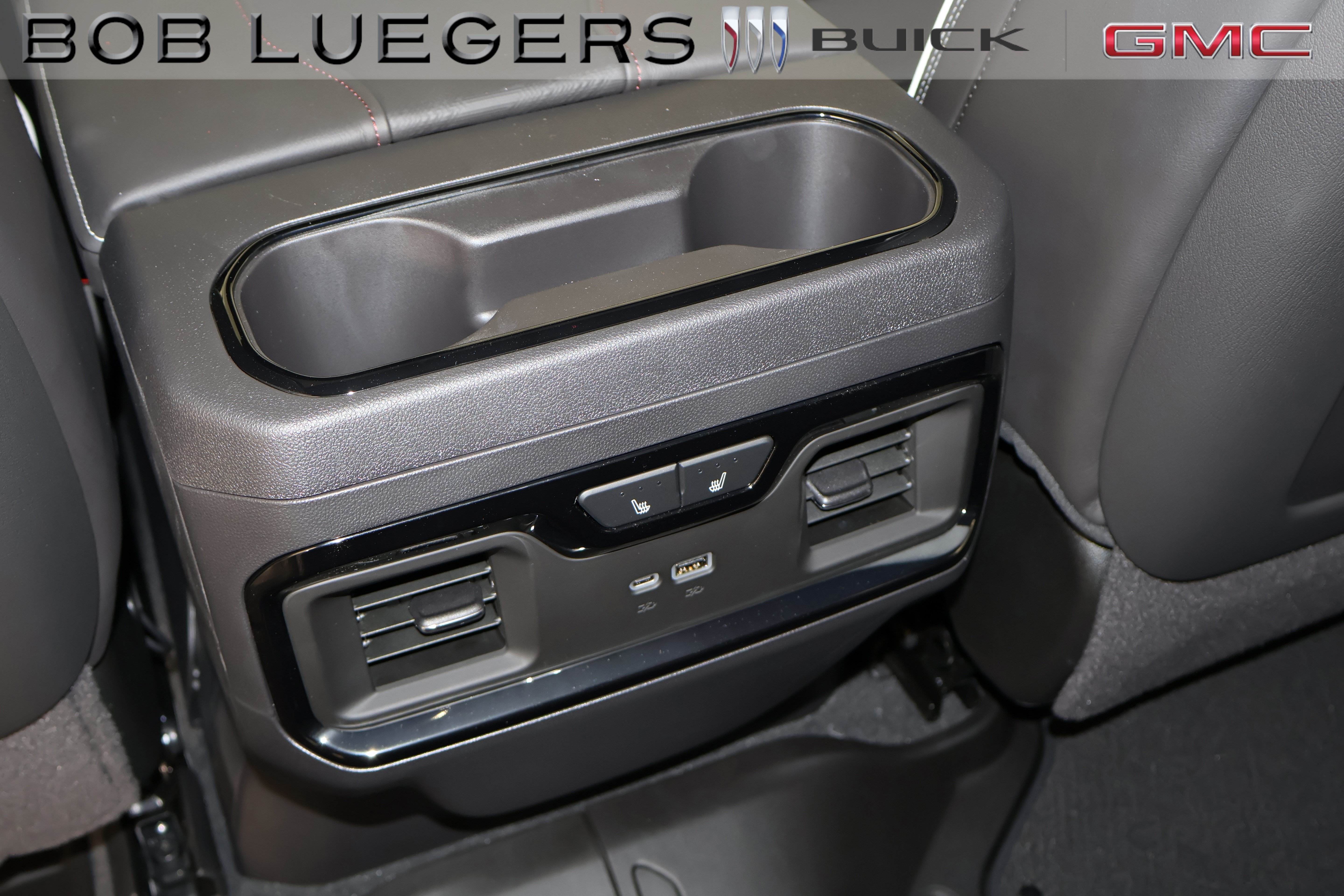 2026 GMC Sierra 1500 AT4X - Photo 20