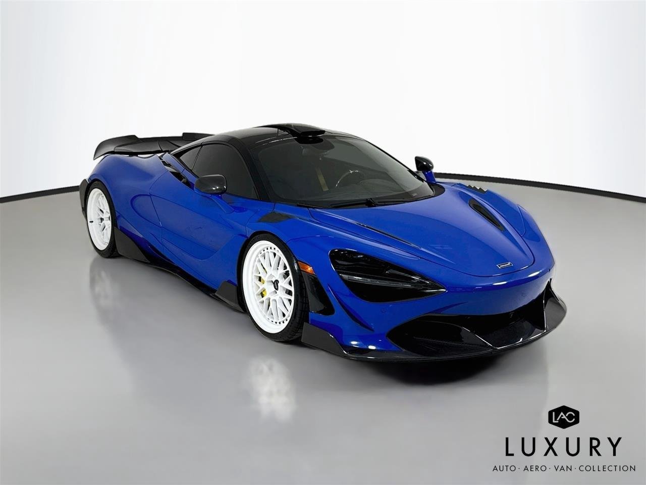 Used 2021 MSO Paris Blue / Miami Blue Wrap McLaren Performance | Full Ryft Body Kit | Carbon Steering Wheel | Exhaust | Custom Wheels image 3