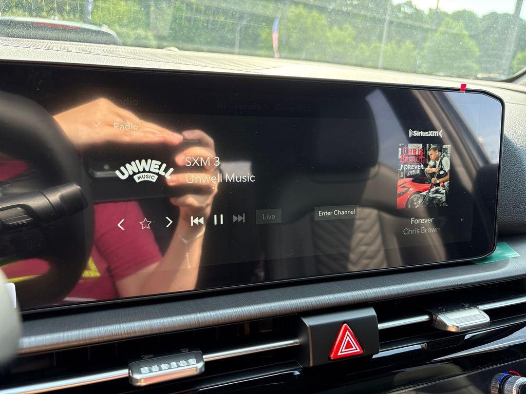 New 2026 Shadow Matte Gray Kia X-Line image 18
