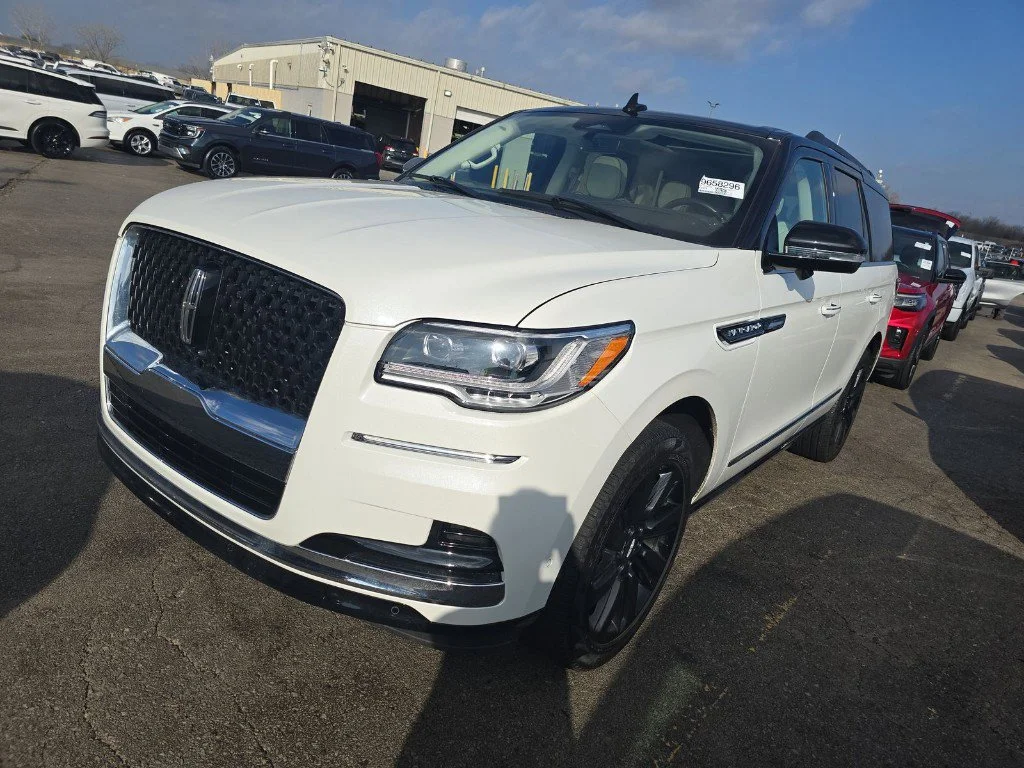 2024 Lincoln Navigator