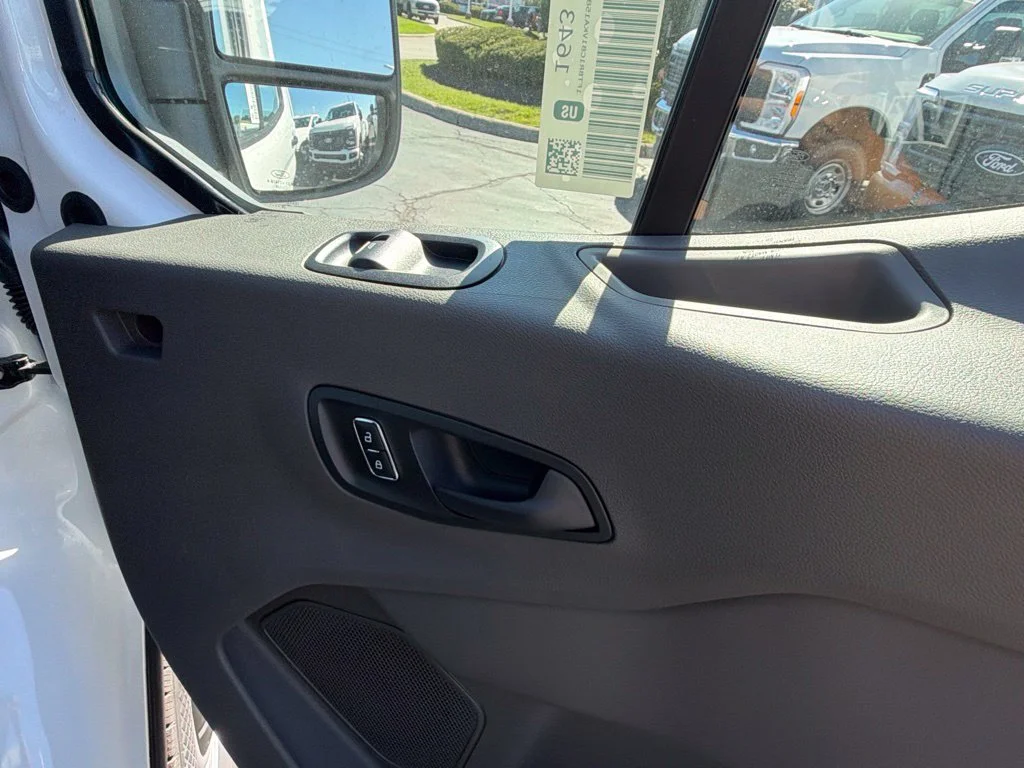 New 2027 Oxford White Ford Cargo Van image 26