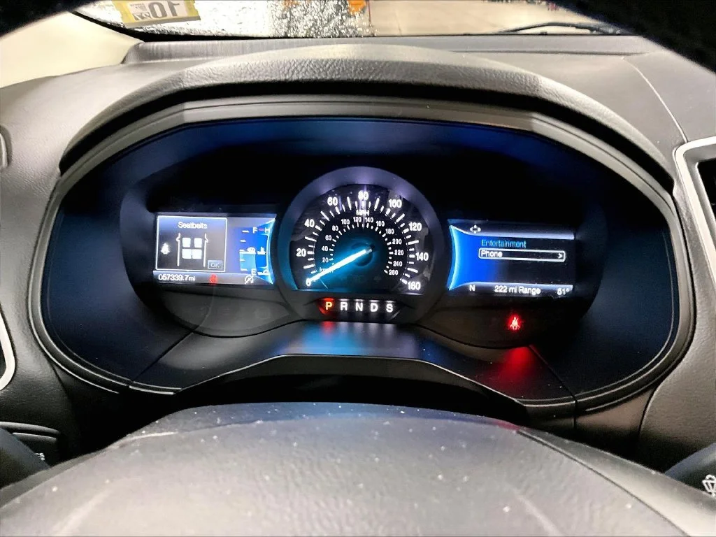 Used 2024 Gray Metallic Ford SEL image 25