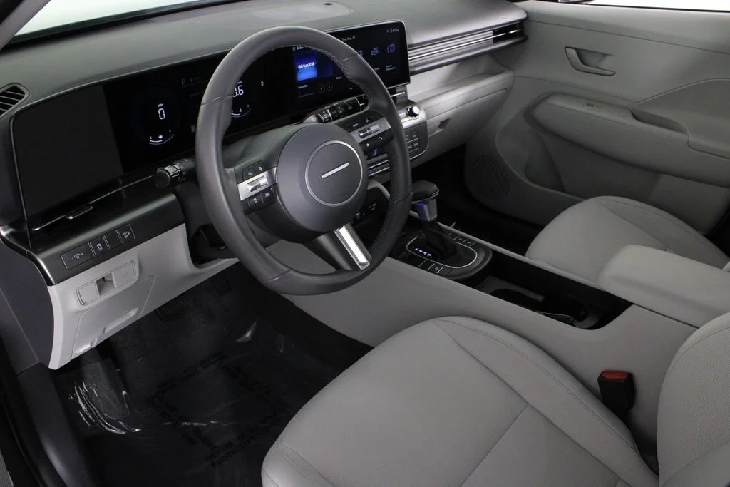 Used 2026 Gray Hyundai SEL Sport image 19