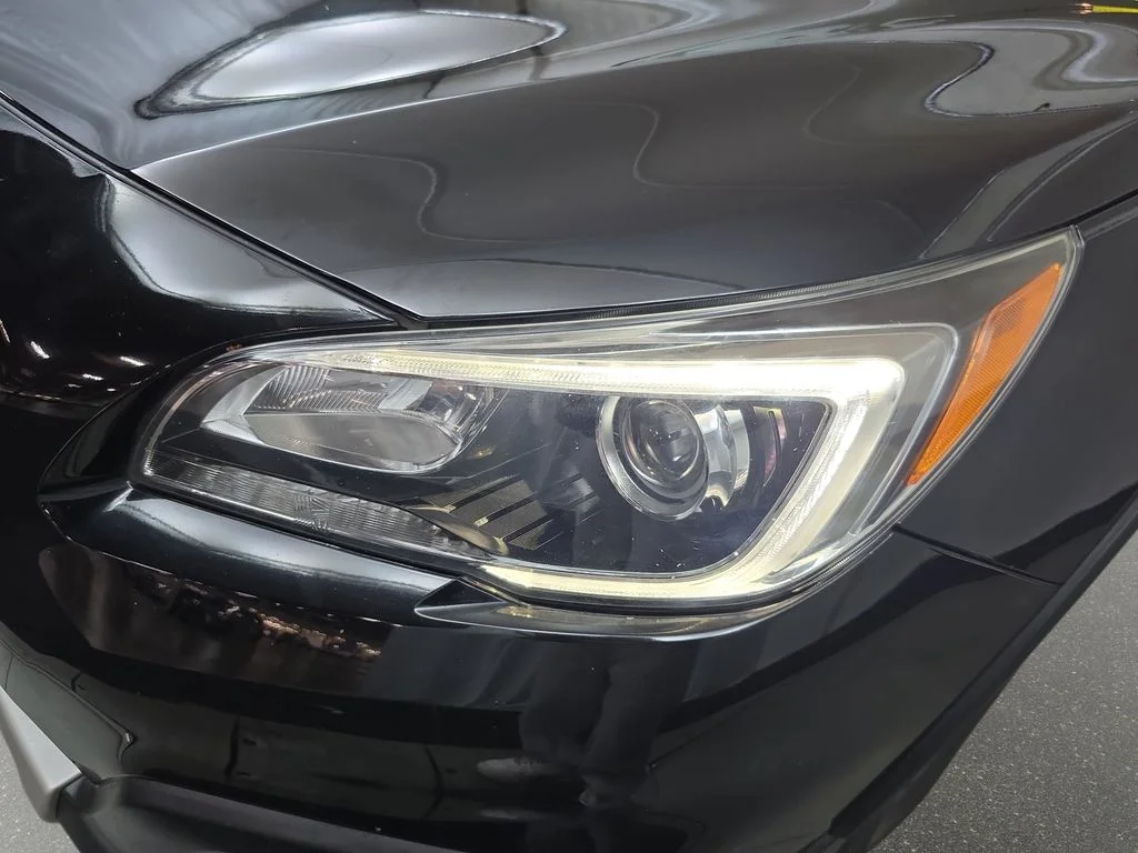 Used 2017 Black Subaru 2.5i image 30